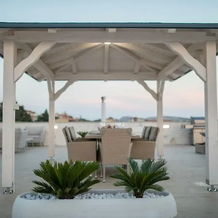 Harmony Rab Apartman *