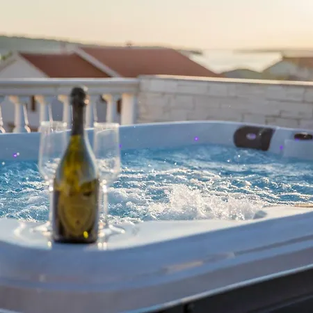 Harmony Rab Apartman *